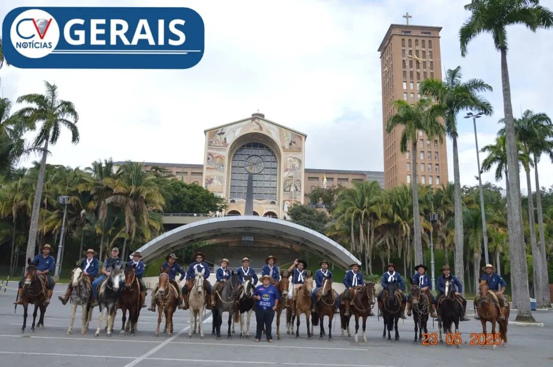 GRUPO TAURAS - Romeiros de Campo Largo percorrem mais de 1.000 km a cavalo até Aparecida do Norte