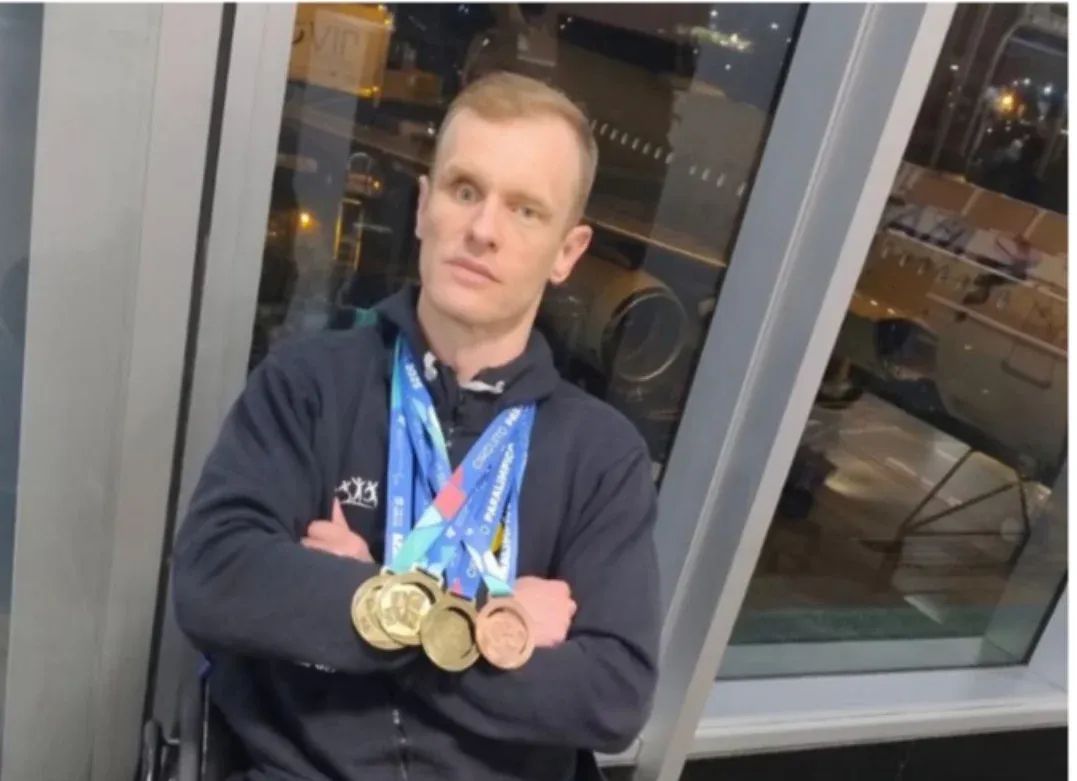 ​Atleta de Campo Largo conquista três ouros e um bronze na etapa nacional de natação em São Paulo