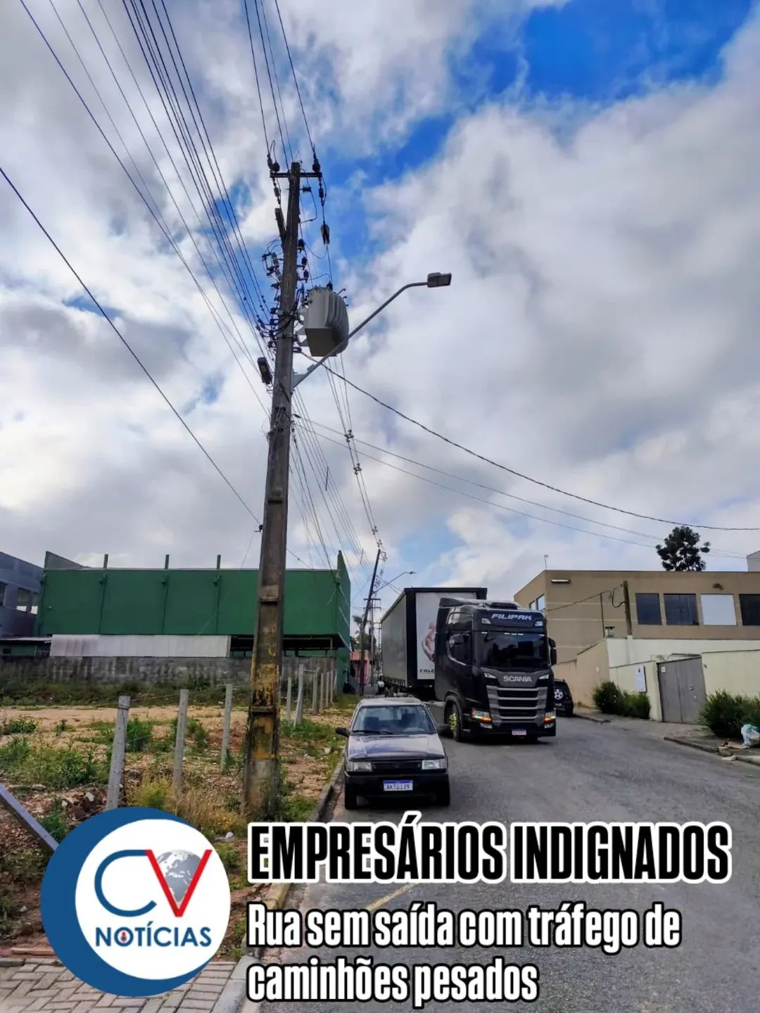 ​Empresários reclamam de transtornos causados por caminhões na Rua Santos Dumont, em Campo Largo